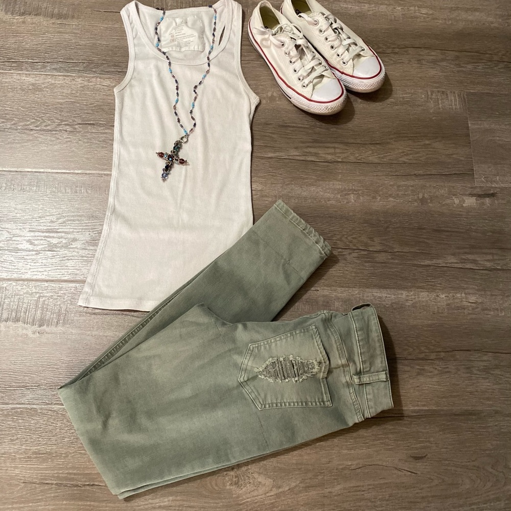 Refuge jeans - 3 pairs for $35 - Picture 2 of 4